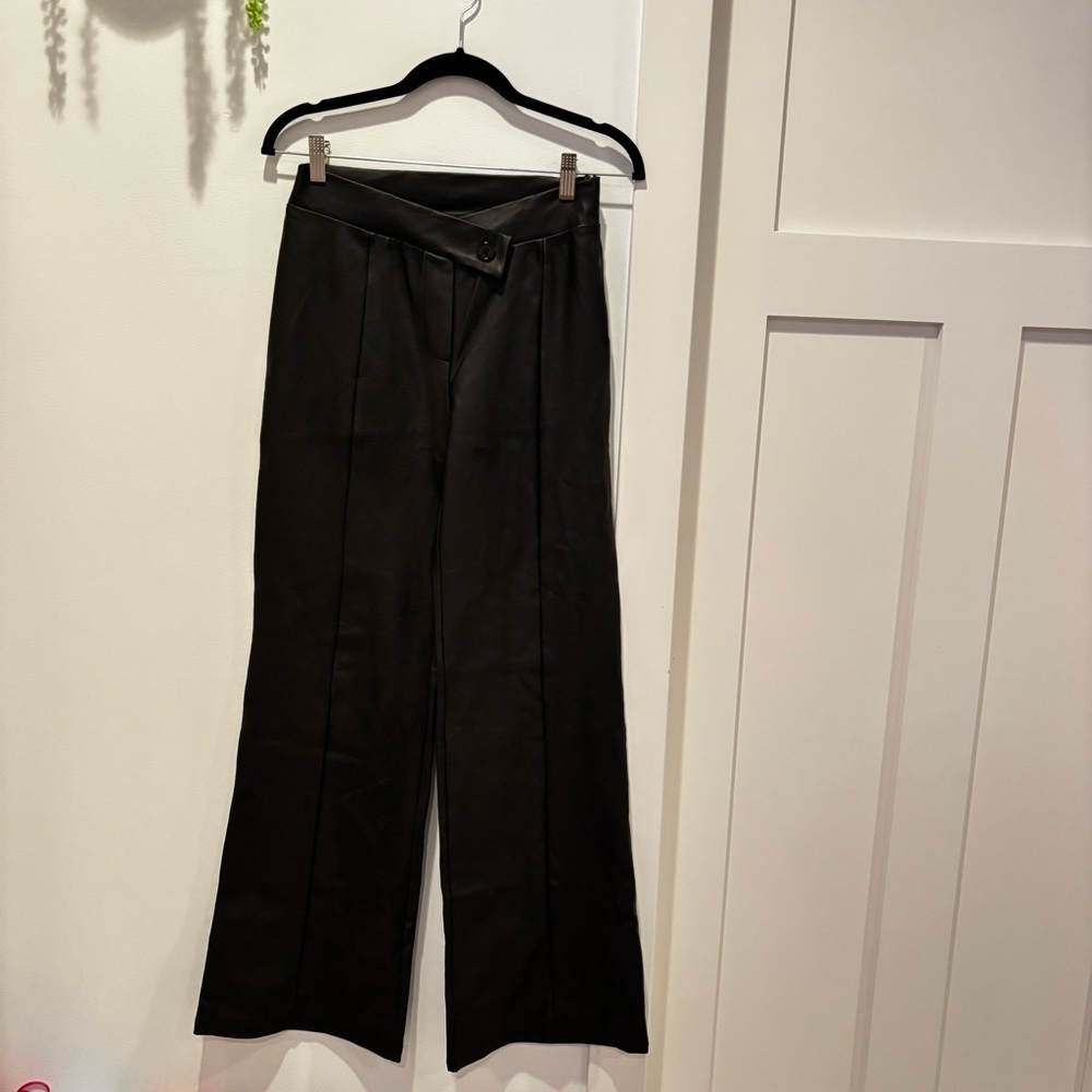 Fashion Nova NWT Call It Even Faux Black Leather Dress Pants Women's Size Small